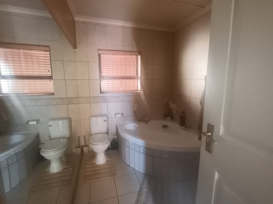 3 Bedroom Property for Sale in Minerva Gardens Northern Cape